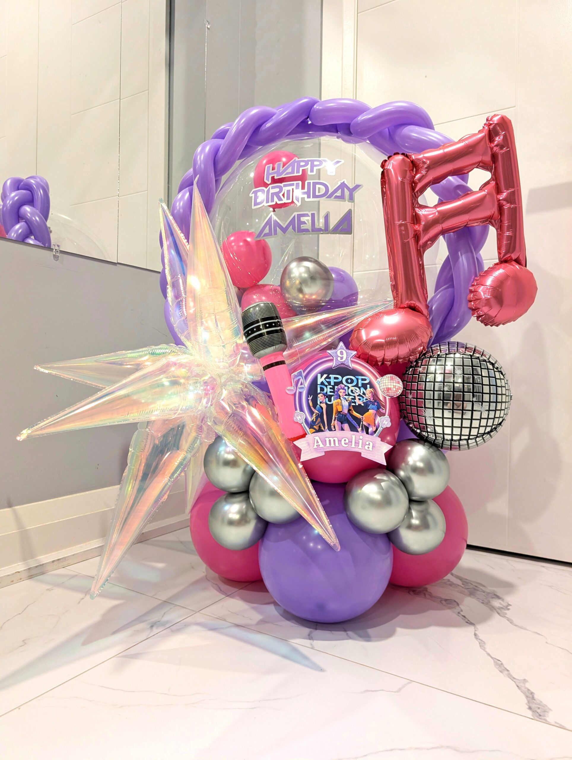 Demon Hunter Balloon Table Topper